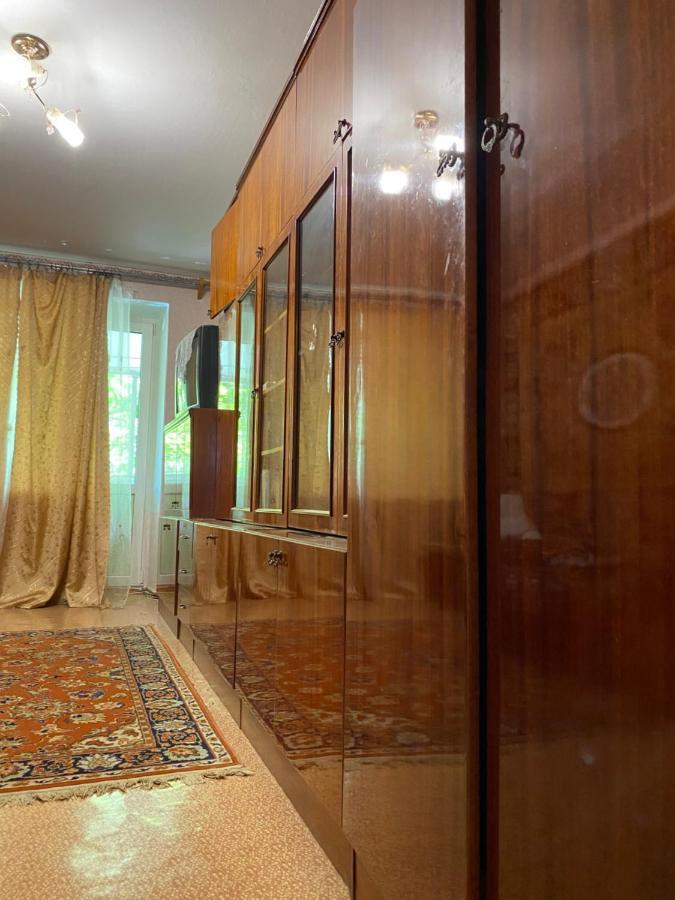 В Самом Центре Mirhorod Exterior foto